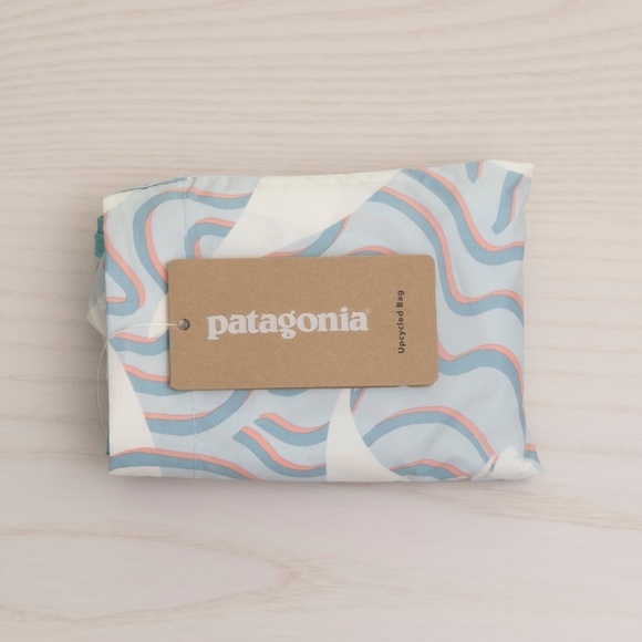 New Patagonia Shopper Tote Bag Upcycled Packable Foldable with Tags - Picture 5 of 6